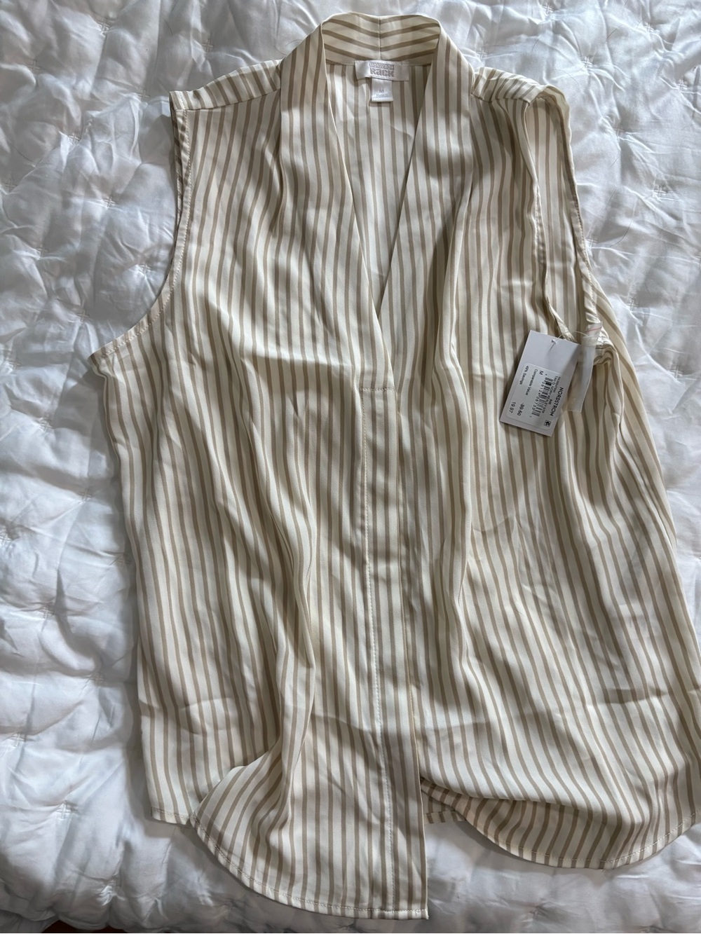 Nordstrom Rack Sleeveless V-Neck Striped Blouse - Cream/Tan M